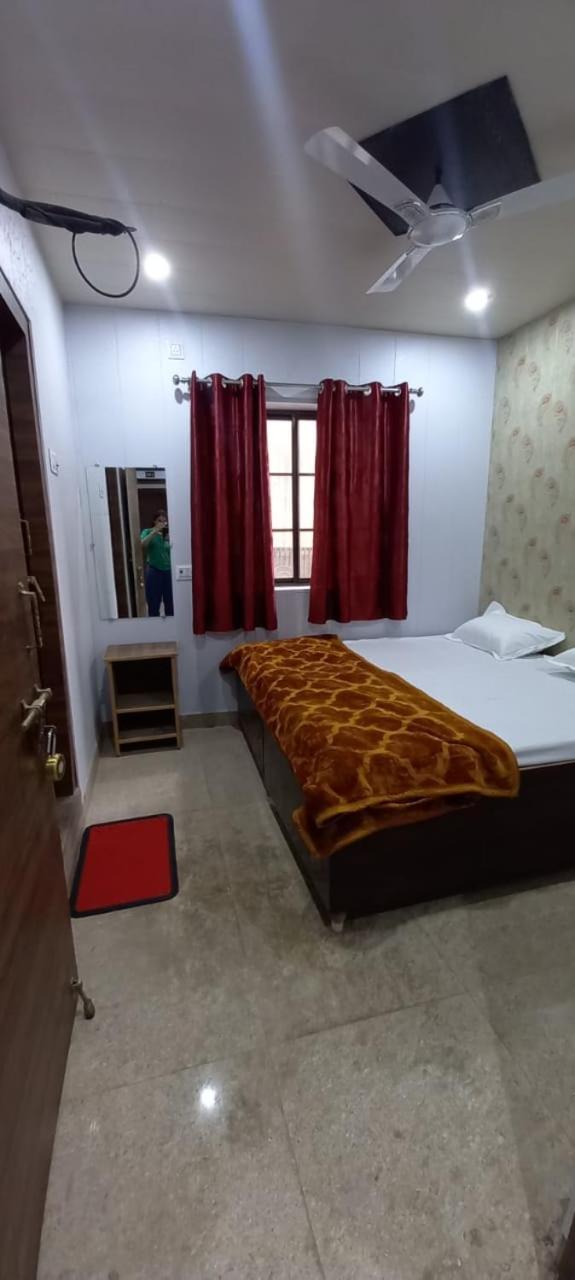 Hotel Shiv Ganga 3*